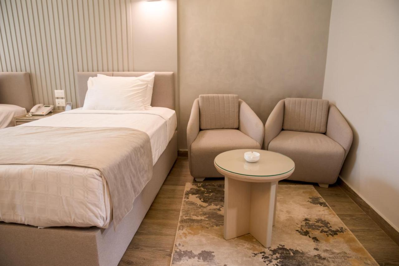 Nile Club Hotel