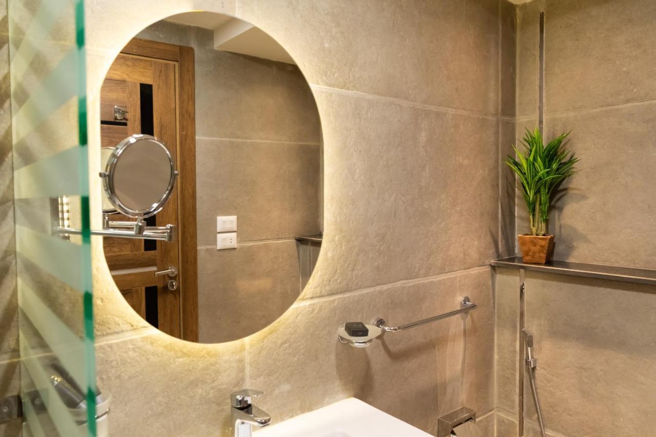 Nile Club Hotel